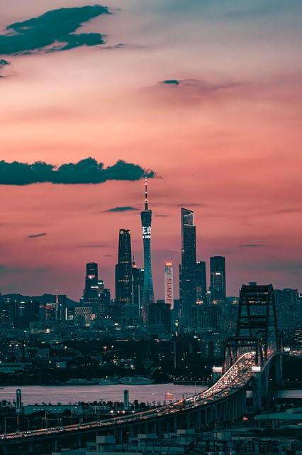 七部门重磅发文!普通人用AI创业:60个行业场景正在开放